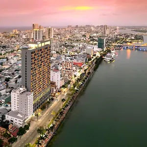 Hotel Wink Icon Riverside - Luxury - 24hrs & Rooftop Pool Bar
